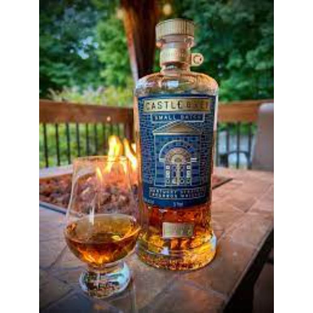 Castle &amp; Key Small Batch Bourbon Whiskey Batch 1